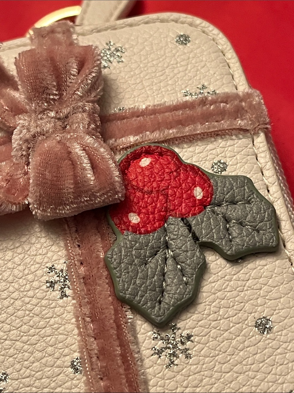NEW LC Lauren Conrad Velvet Bow Holiday Coin Pouch w/ Cherry Accent, Key Chain - Picture 6 of 9